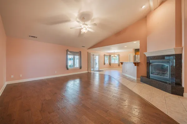 $749,000 | 4624 Columbine Drive, Redding, CA 96002