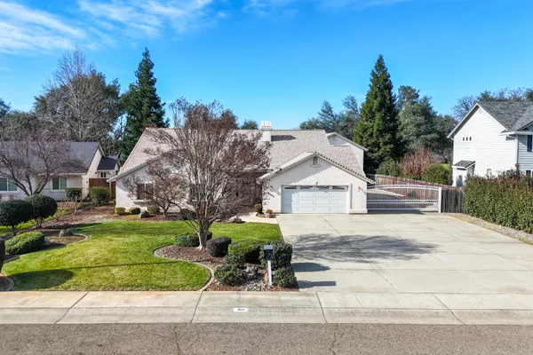 $749,000 | 4624 Columbine Drive, Redding, CA 96002