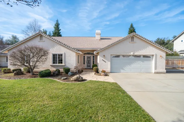 $749,000 | 4624 Columbine Drive, Redding, CA 96002