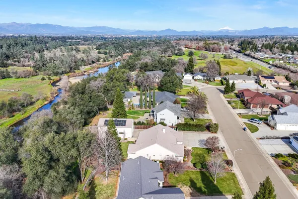 $749,000 | 4624 Columbine Drive, Redding, CA 96002