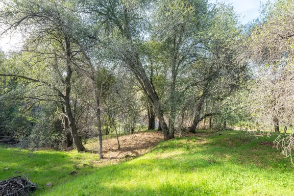 $749,000 | 4624 Columbine Drive, Redding, CA 96002