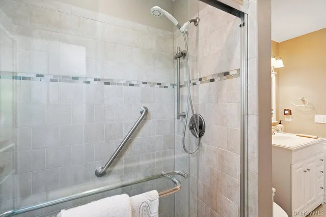 $859,000 | 243 South Dunton Avenue, East Patchogue, NY 11772