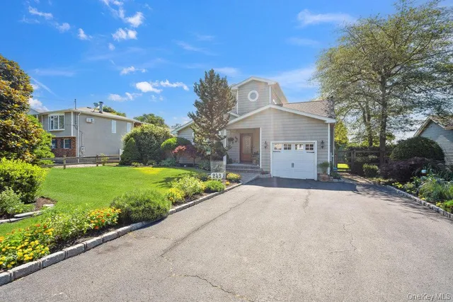 $859,000 | 243 South Dunton Avenue, East Patchogue, NY 11772