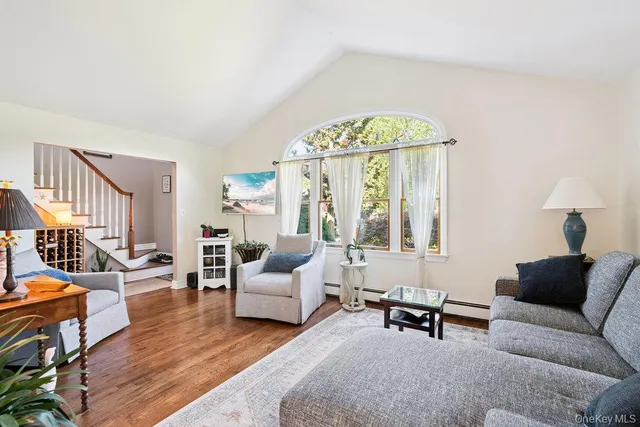 $859,000 | 243 South Dunton Avenue, East Patchogue, NY 11772