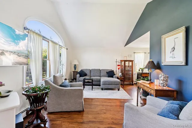 $859,000 | 243 South Dunton Avenue, East Patchogue, NY 11772