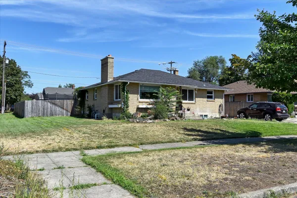 $389,000 | 301 East Ermina Avenue, Spokane, WA 99207