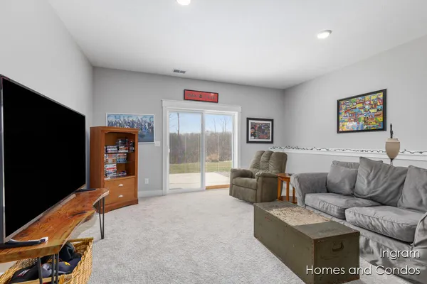 $624,900 | 4122 Preserve Drive Northeast, Belmont, MI 49306