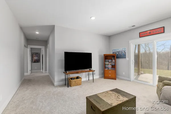 $624,900 | 4122 Preserve Drive Northeast, Belmont, MI 49306