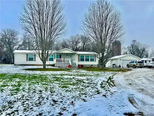 $269,500 | 24507 Welch Road, Maryville, MO 64468