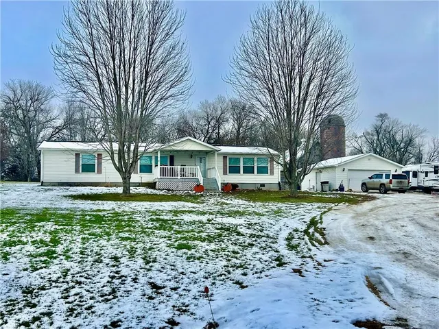 $269,500 | 24507 Welch Road, Maryville, MO 64468