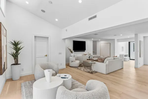$15,000 | 735 Northeast 6th Street, Boca Raton, FL 33432