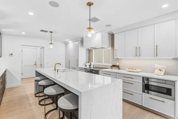 $15,000 | 735 Northeast 6th Street, Boca Raton, FL 33432