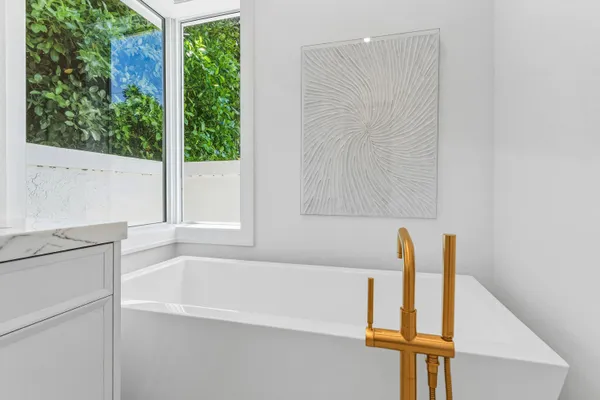 $15,000 | 735 Northeast 6th Street, Boca Raton, FL 33432