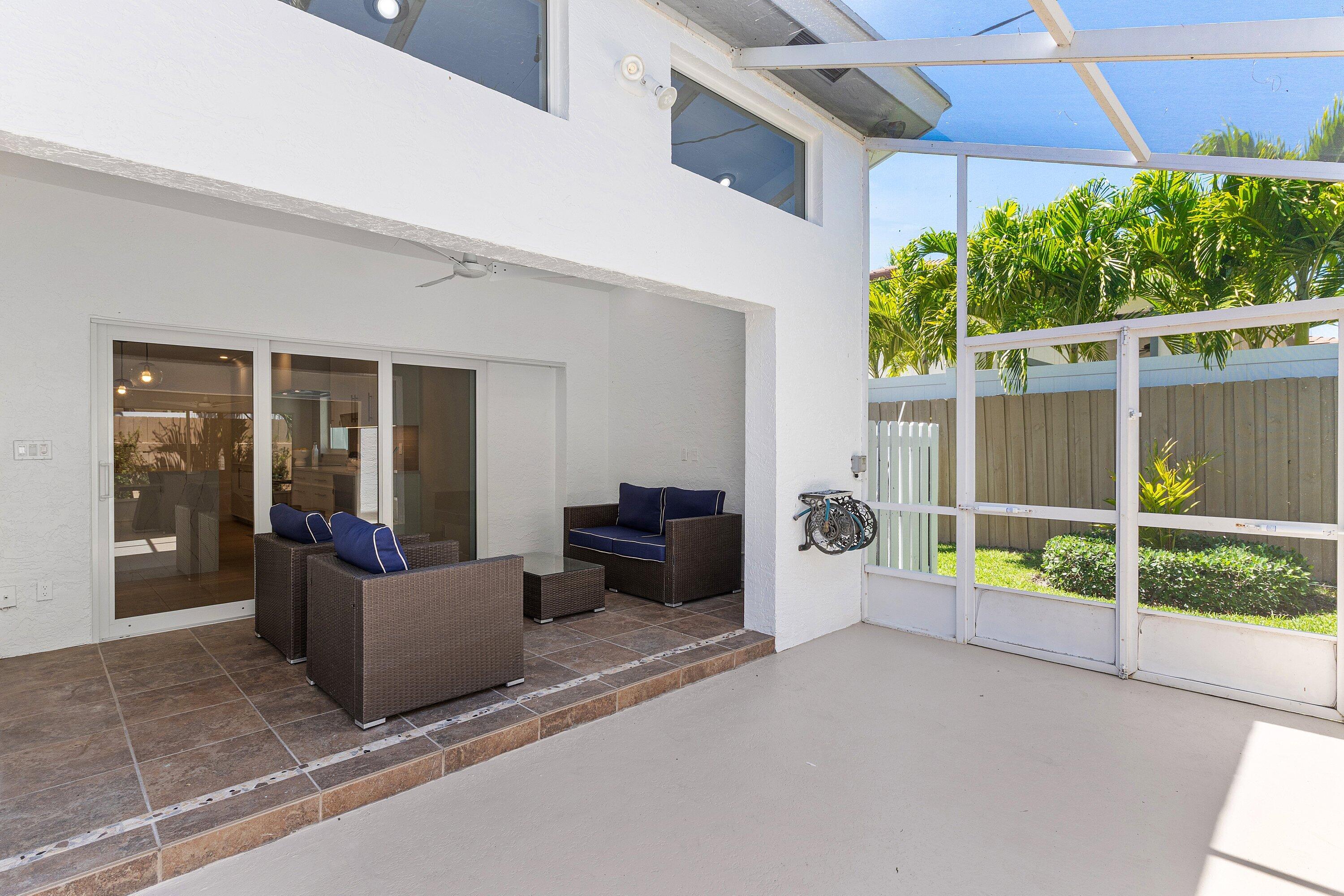 735 Northeast 6th Street Boca Raton, FL 33432 - Photo 37 of 43 037-735Northeast6thStreet-BocaRaton-FL-3