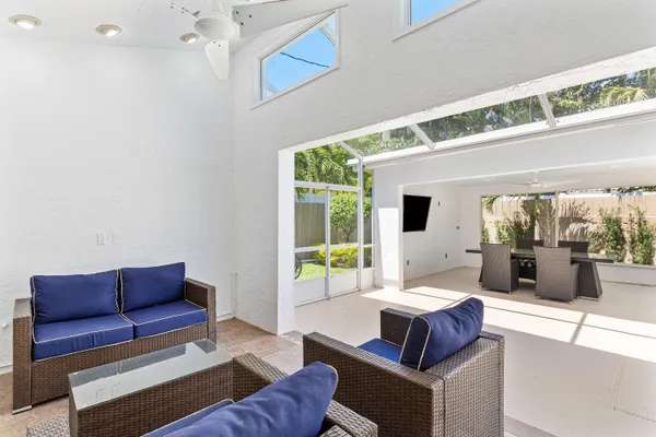 $15,000 | 735 Northeast 6th Street, Boca Raton, FL 33432