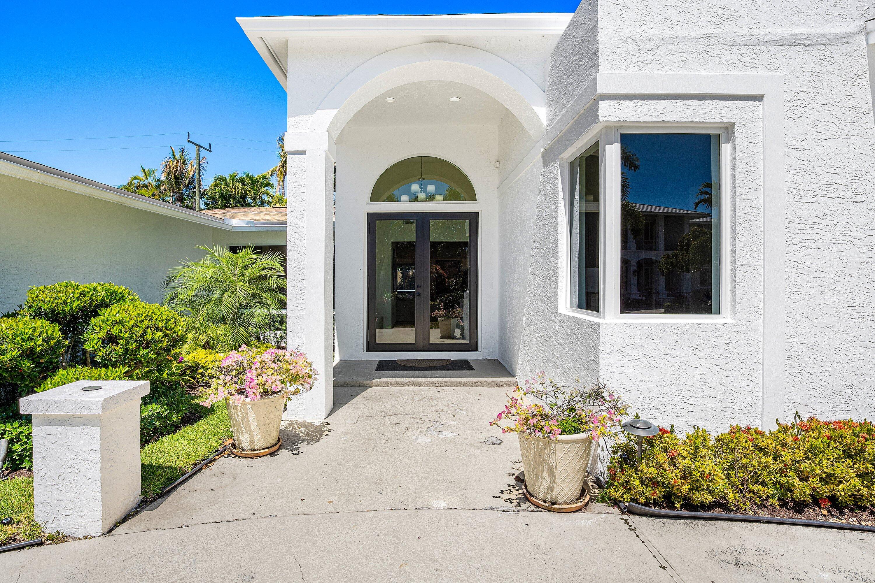 735 Northeast 6th Street Boca Raton, FL 33432 - Photo 4 of 43 004-735Northeast6thStreet-BocaRaton-FL-3