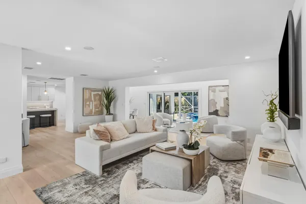 $15,000 | 735 Northeast 6th Street, Boca Raton, FL 33432