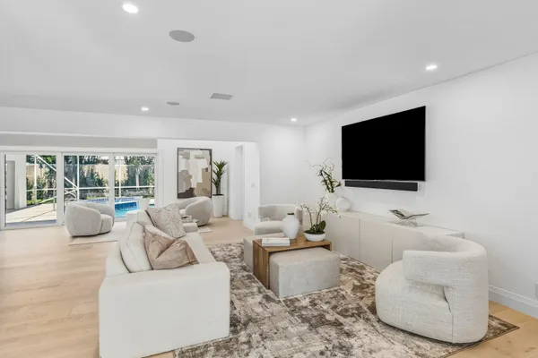 $15,000 | 735 Northeast 6th Street, Boca Raton, FL 33432