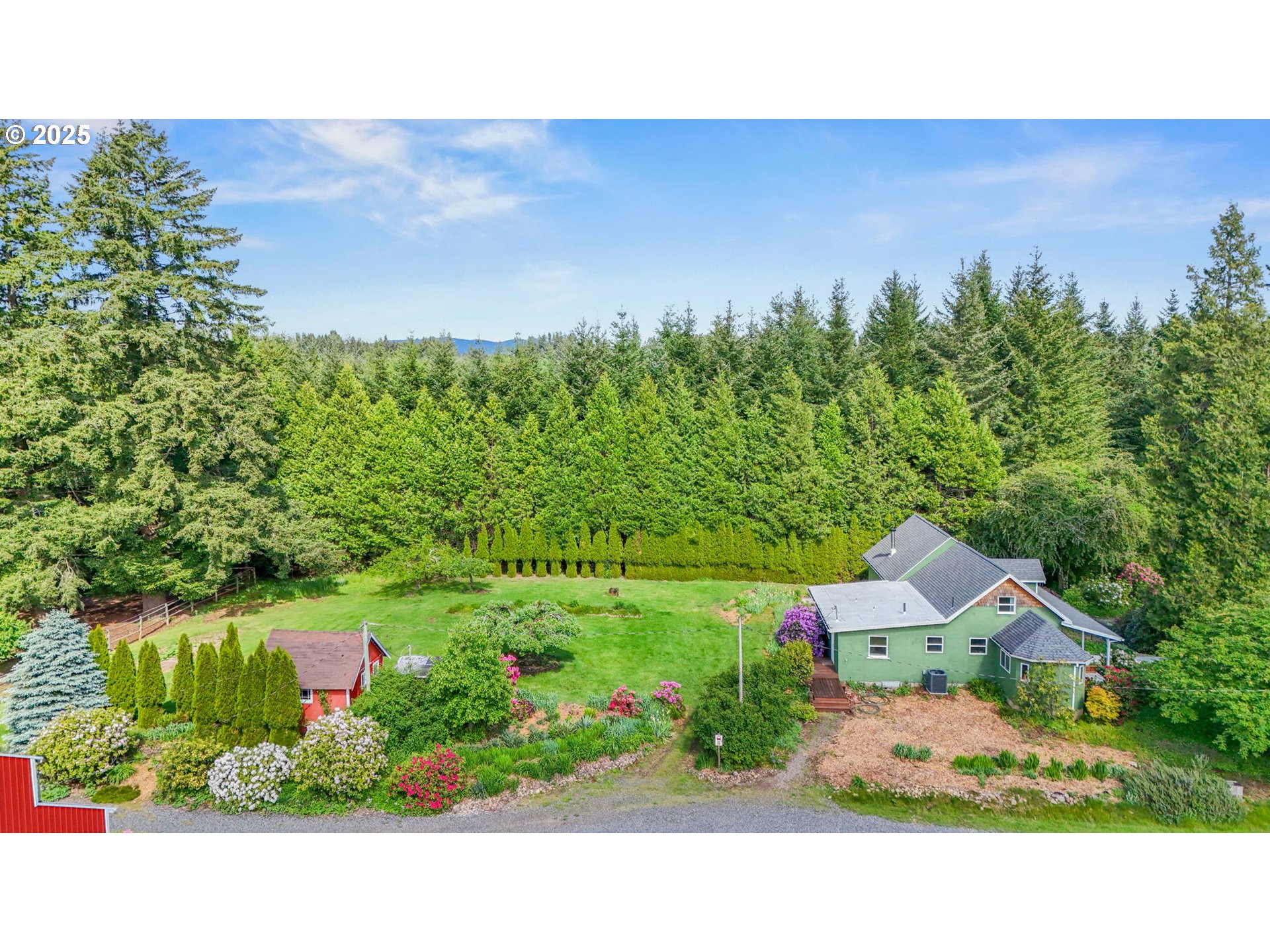 26011 South Morgan Road Estacada, OR 97023 - Photo 27 of 48 a picture of a yard