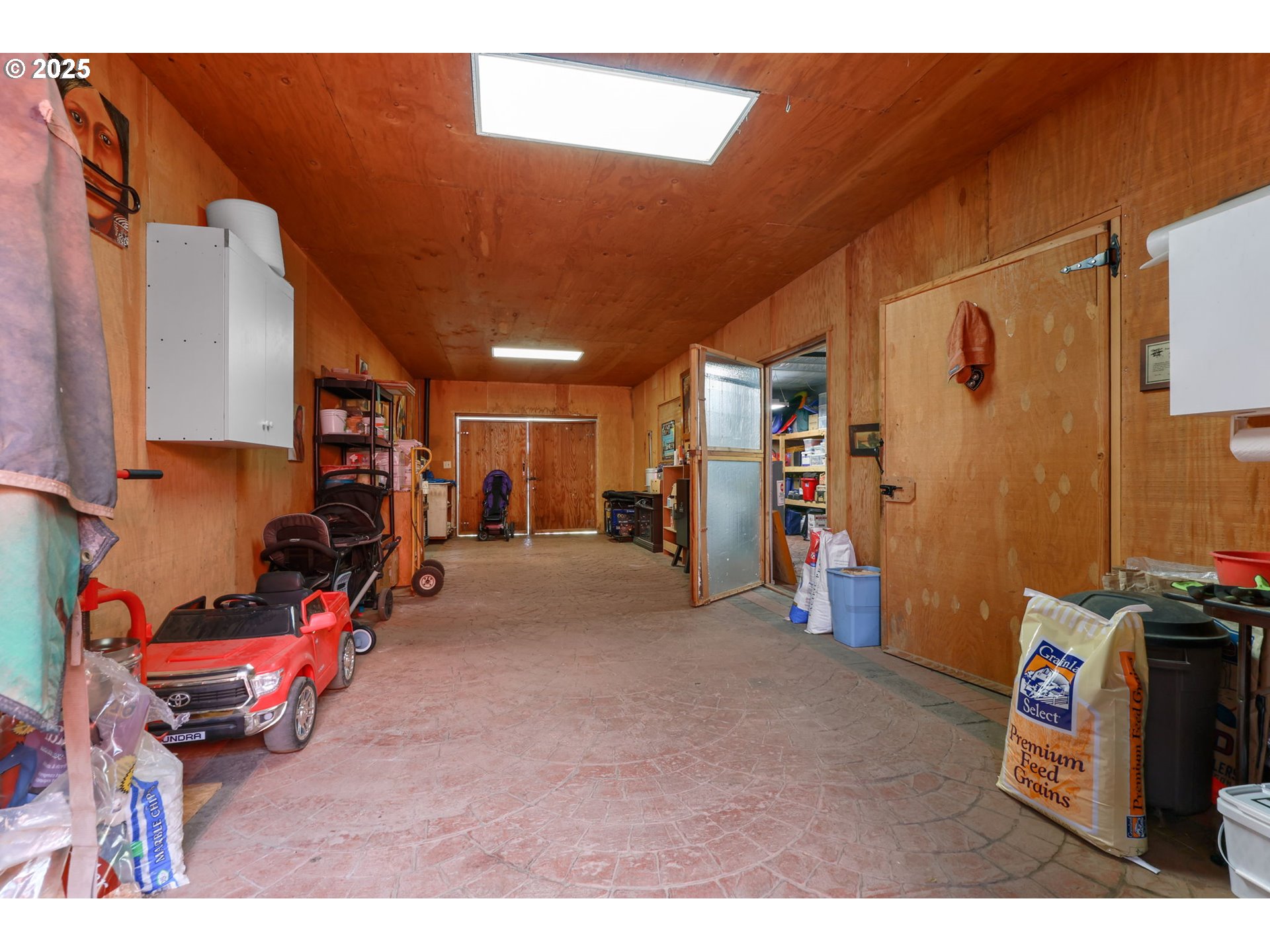 26011 South Morgan Road Estacada, OR 97023 - Photo 35 of 48