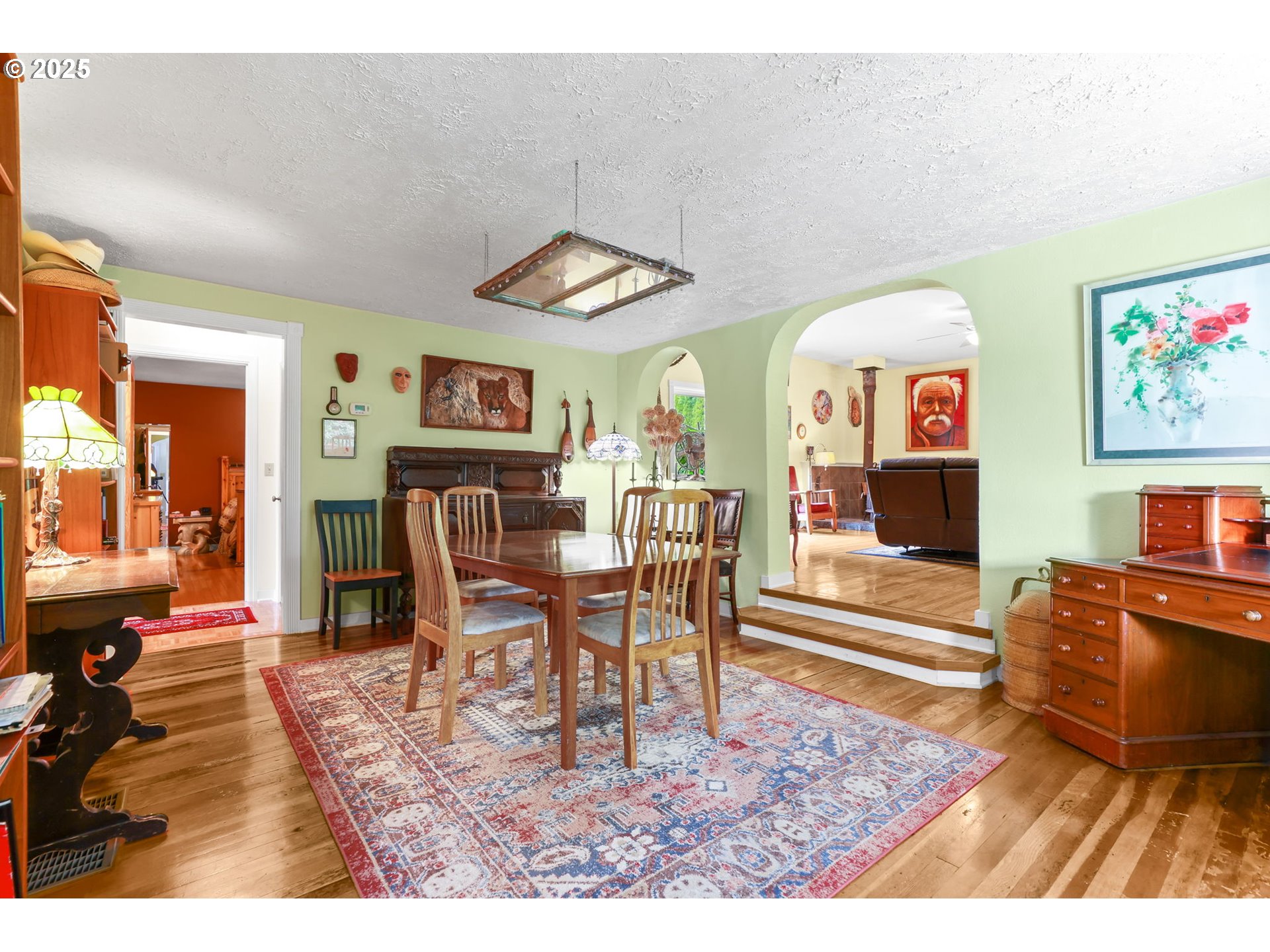 26011 South Morgan Road Estacada, OR 97023 - Photo 9 of 48 a dining room with furniture and wooden floor