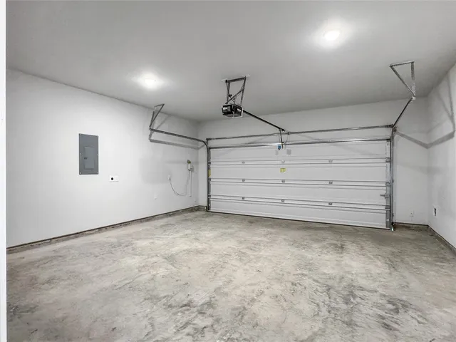 a view of a garage room