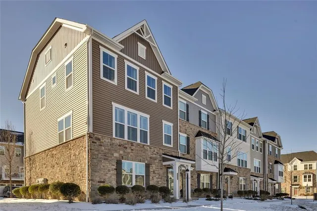 $429,900 | 608 Amarth Lane, Cranberry Township, PA 16066