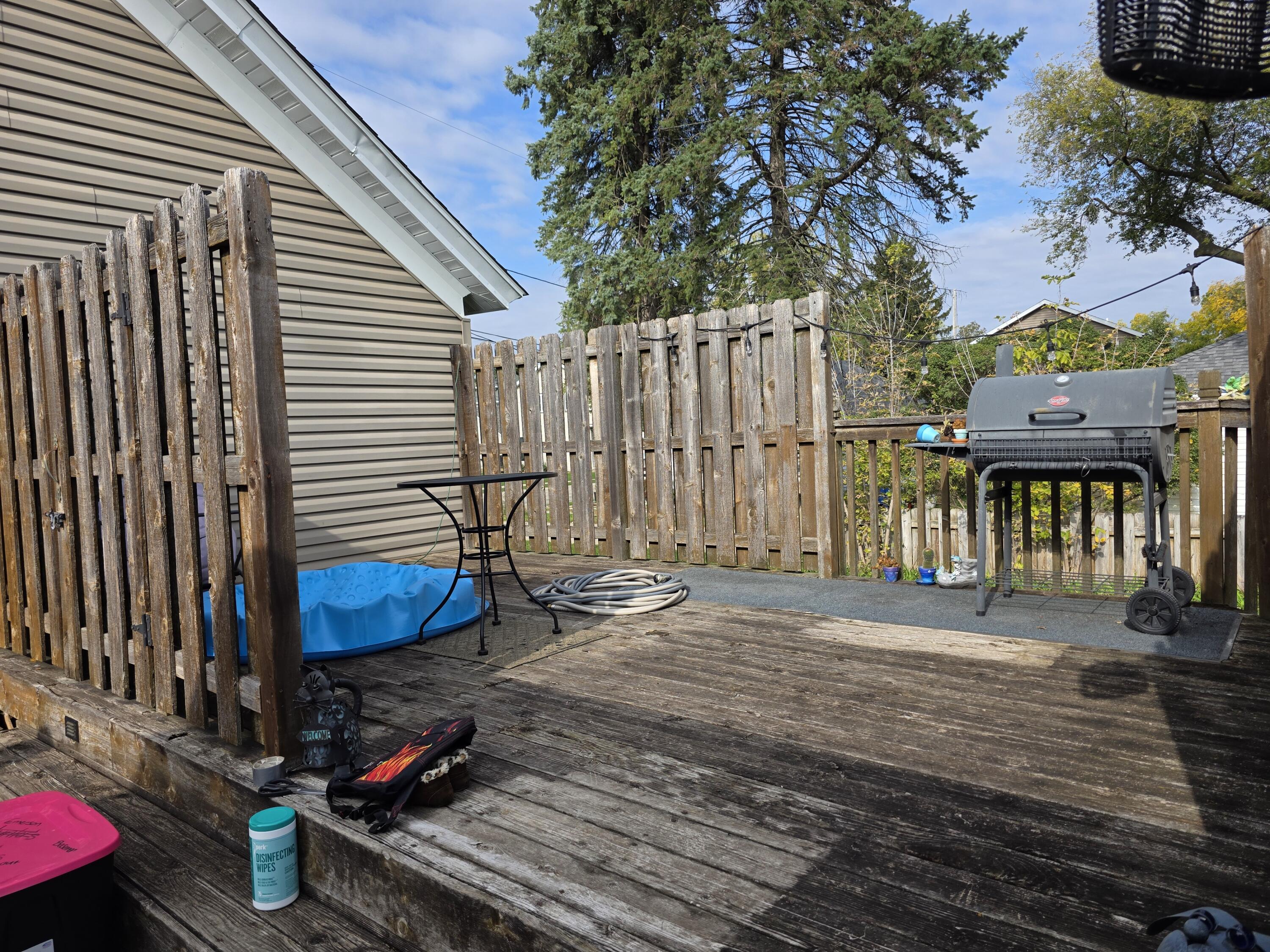 915 Cleveland Street Watertown, WI 53098 - Photo 5 of 24 20251016_141657