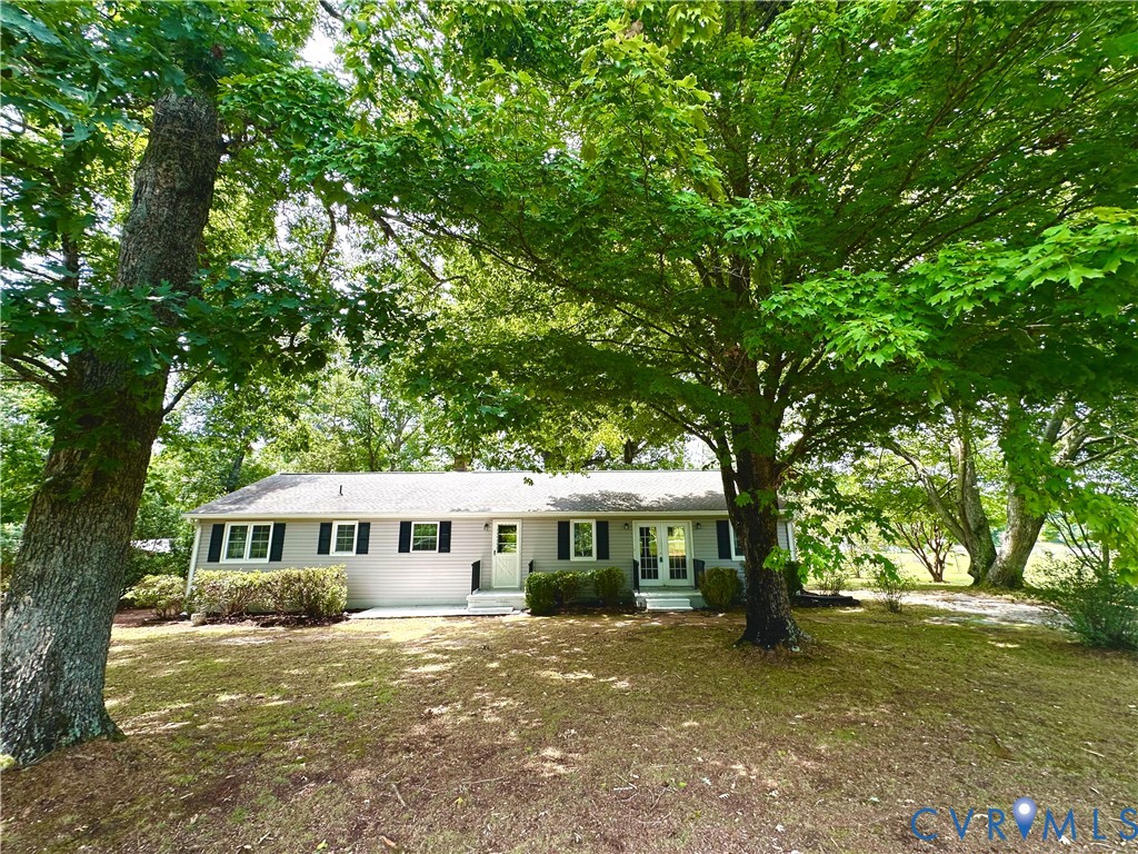 205 Hardtimes Road Farmville, VA 23901 - Photo 14 of 34 Ranch-style residence featuring a light gray exter