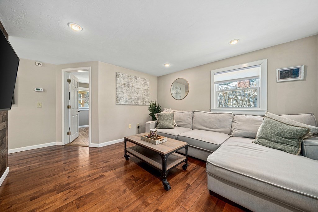 27 Bayhead Shores Road Bourne, MA 02532 - Photo 11 of 41 Gallery Image 11