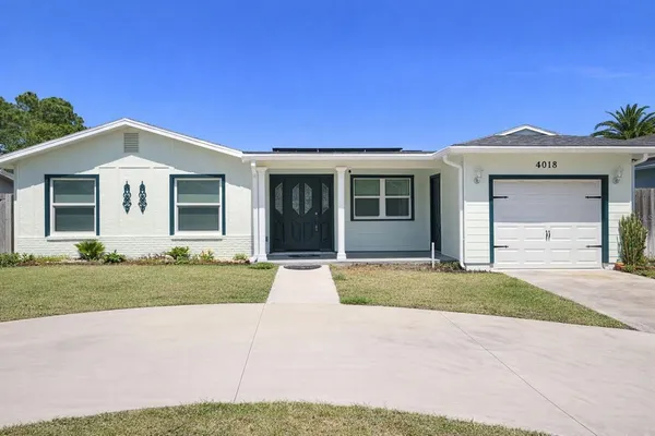 $2,800 | 4018 29th Avenue West, Bradenton, FL 34205