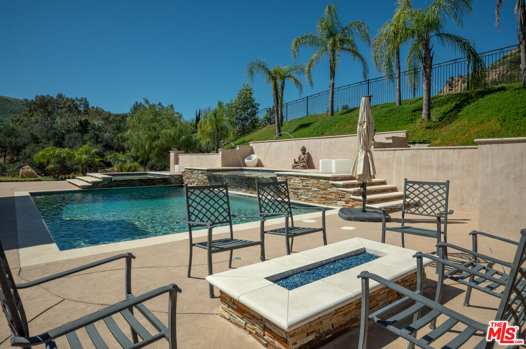 47 Buckskin Road Bell Canyon, CA 91307 - Photo 24 of 62