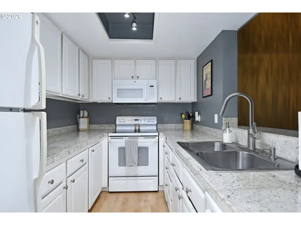 $219,000 | 10222 Southeast Talbert Street, Clackamas, OR 97015