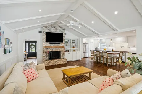 $998,000 | 1210 Briarbrook Drive, Houston, TX 77042