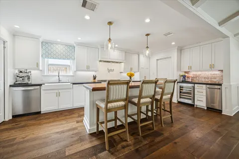 $998,000 | 1210 Briarbrook Drive, Houston, TX 77042