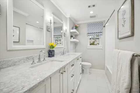 $998,000 | 1210 Briarbrook Drive, Houston, TX 77042