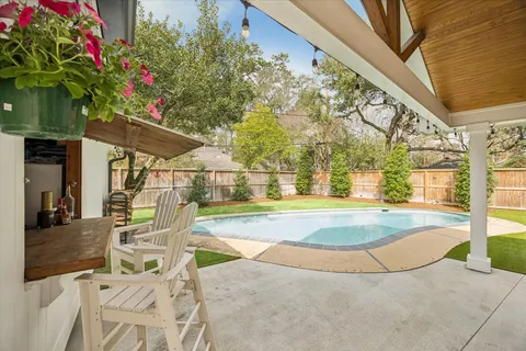 $998,000 | 1210 Briarbrook Drive, Houston, TX 77042