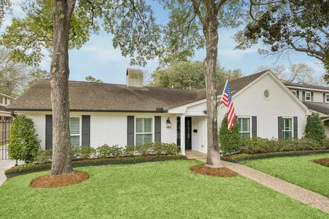 $998,000 | 1210 Briarbrook Drive, Houston, TX 77042