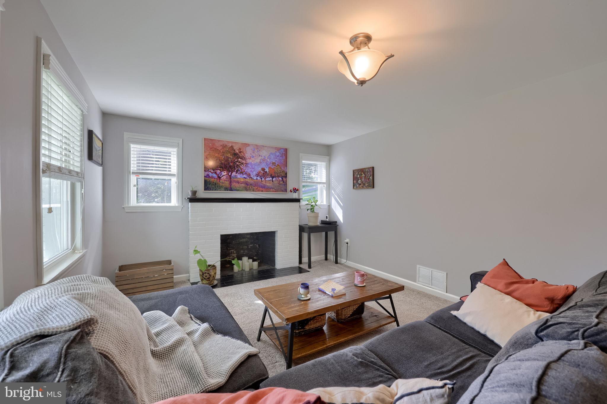 218 School House Road Lancaster, PA 17603 - Photo 6 of 54 Gallery Image 6