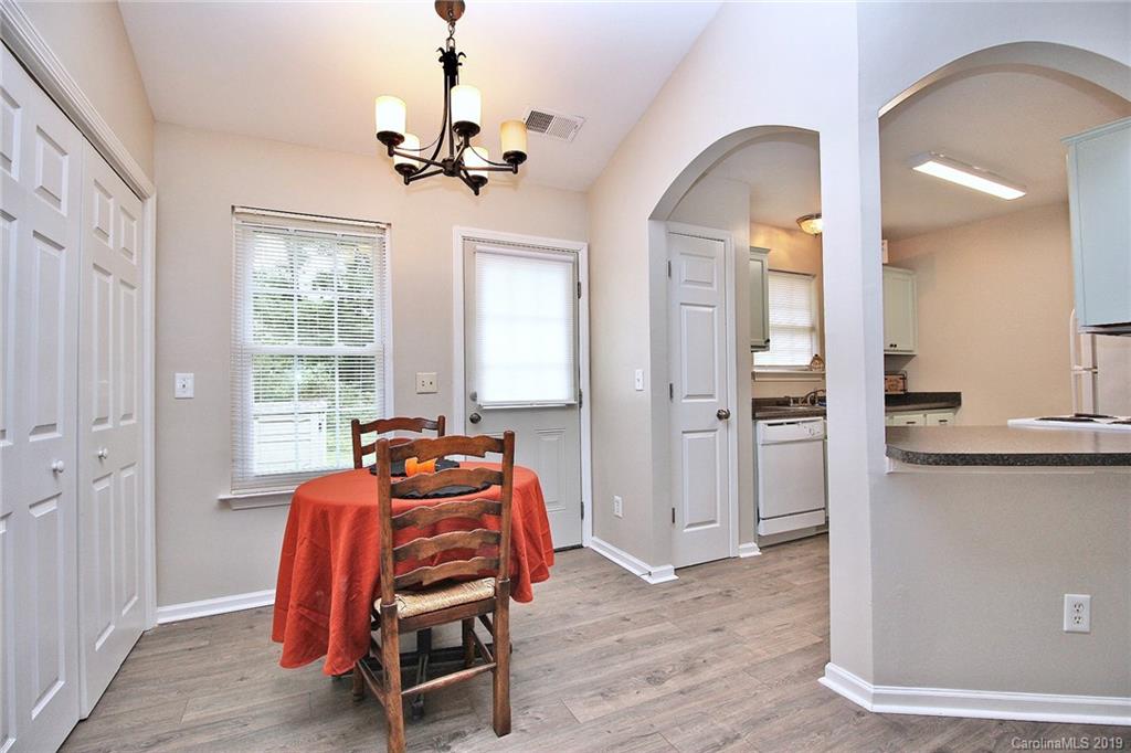 419 Tom Hunter Road Charlotte, NC 28213 - Photo 11 of 42 Gallery Image 11