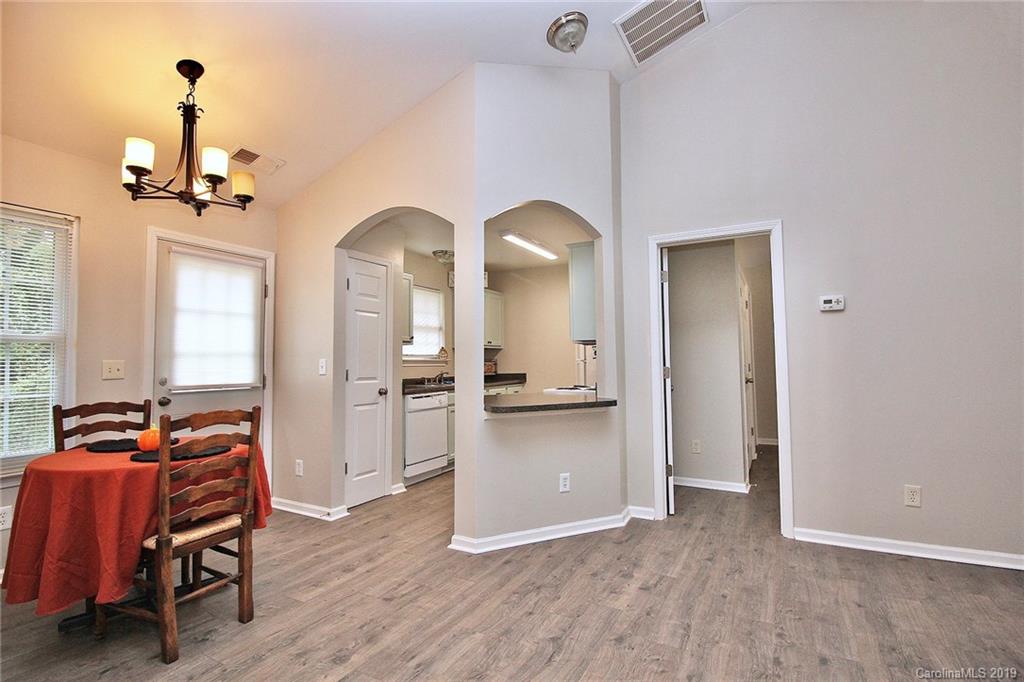 419 Tom Hunter Road Charlotte, NC 28213 - Photo 16 of 42 Gallery Image 16