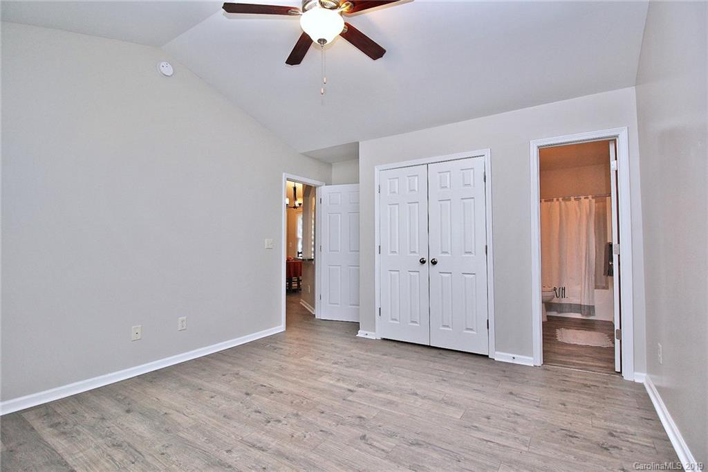 419 Tom Hunter Road Charlotte, NC 28213 - Photo 20 of 42 Gallery Image 20