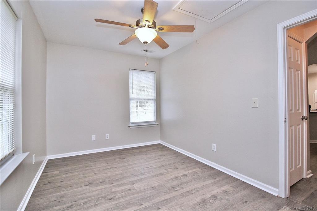 419 Tom Hunter Road Charlotte, NC 28213 - Photo 26 of 42 Gallery Image 26