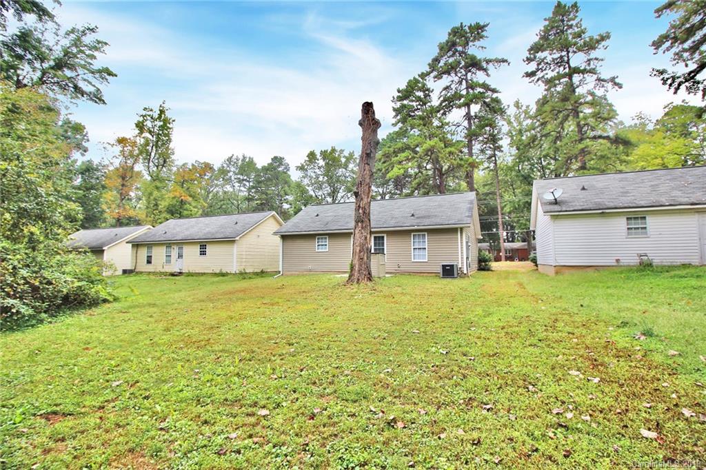 419 Tom Hunter Road Charlotte, NC 28213 - Photo 37 of 42 Gallery Image 37