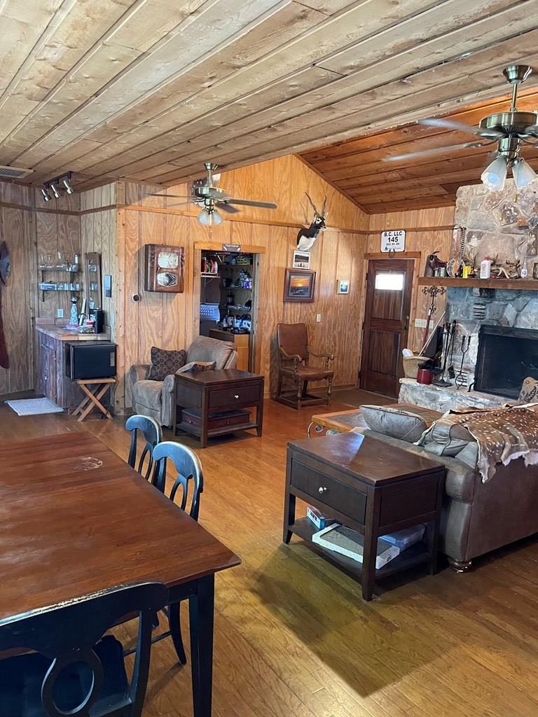 145 West Ibex Road Mountain Home, TX 78058 - Photo 8 of 21