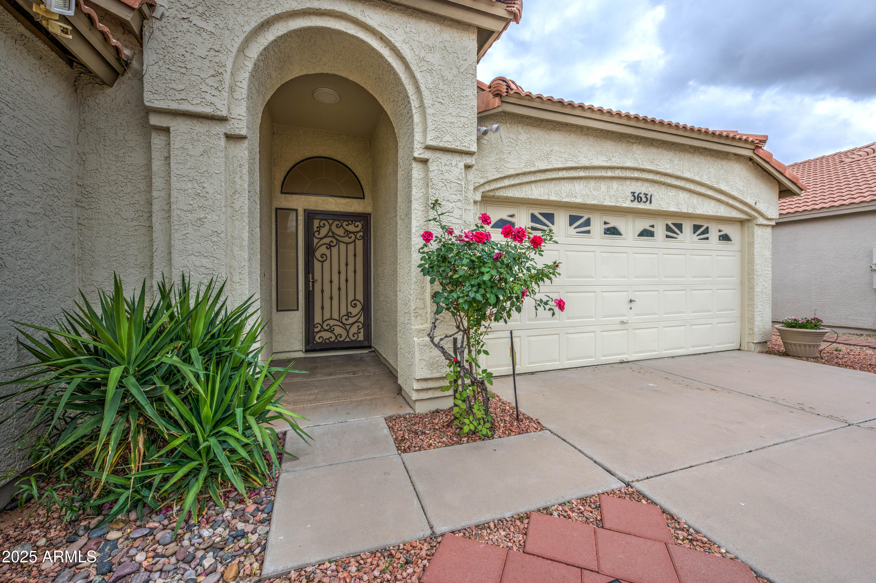 3631 East Long Lake Road Phoenix, AZ 85048 - Photo 5 of 28 Front 6