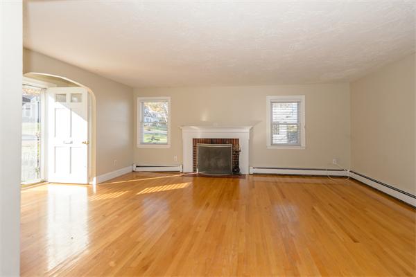 27 Talbot Road Hingham, MA 02043 - Photo 8 of 16 Gallery Image 8