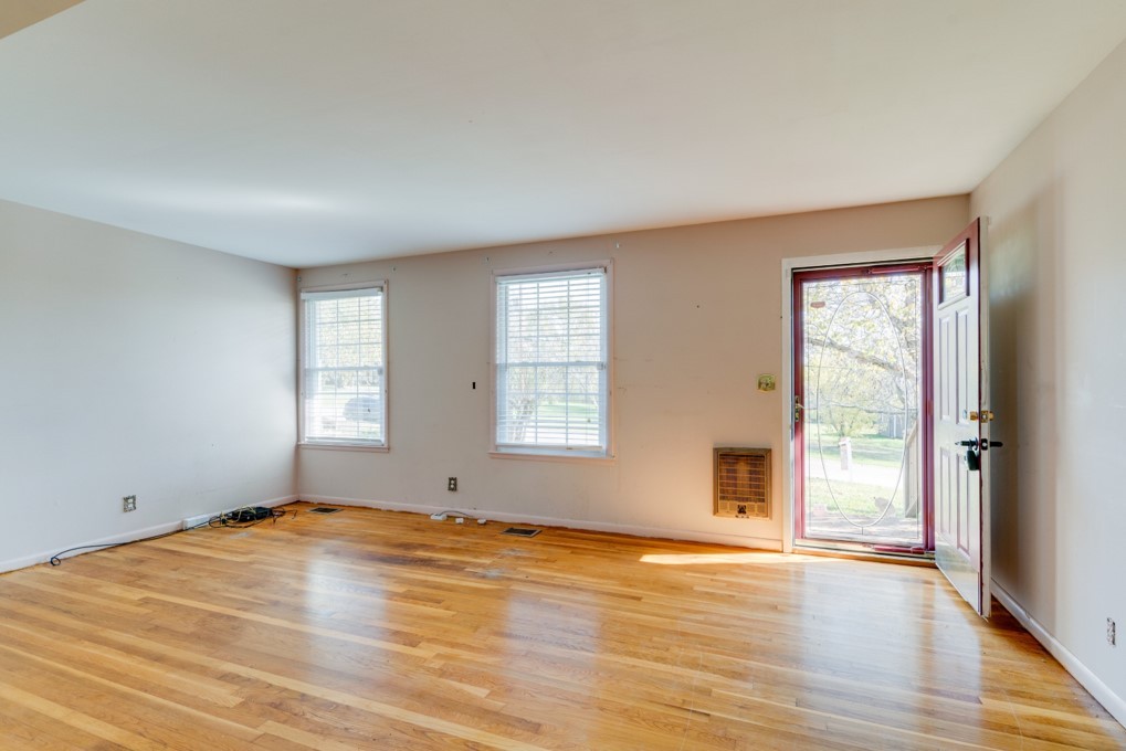 413 Gates Road Goodlettsville, TN 37072 - Photo 3 of 3 a view of empty room with wooden floor and fan