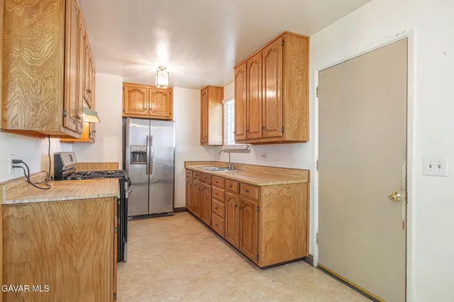 $369,000 | 45309 Newtree Avenue, Lancaster, CA 93534