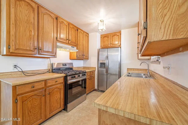 $369,000 | 45309 Newtree Avenue, Lancaster, CA 93534